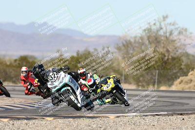 media/Dec-07-2025-CVMA (Sun) [[3e7d2de5dc]]/Race 5-Formula UL-CVMA Hooligans-American Thunder/